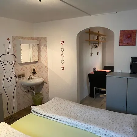 Allalinblick Apartamento *