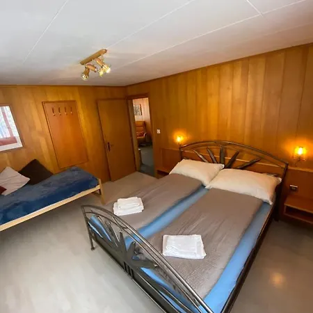 Allalinblick Apartamento *