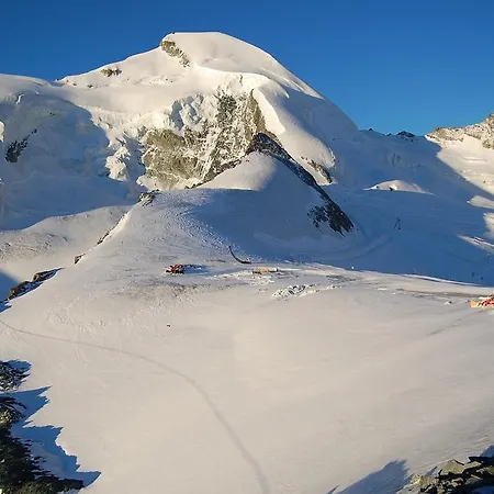 Allalinblick Daire Saas Fee